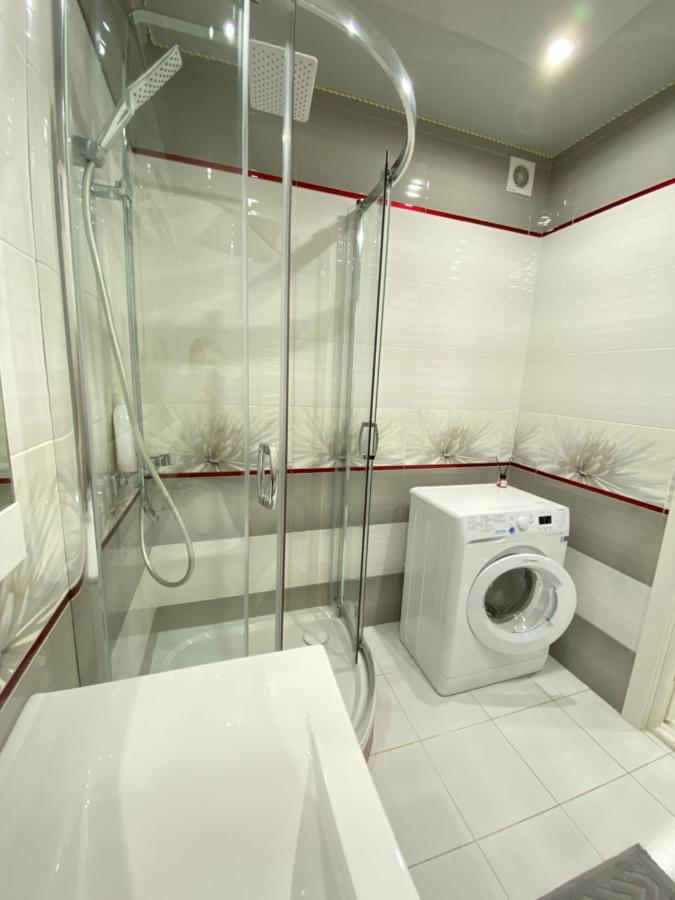 Two Bedroom Large Apartment In Chisinau Eksteriør bilde